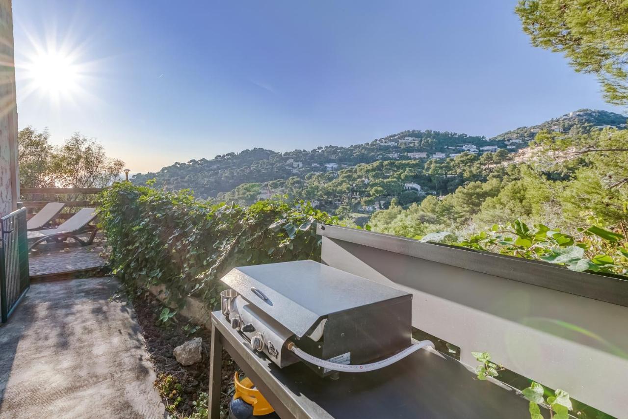 Beau T3 Au Mont Des Oiseaux Apartment Hyères Екстериор снимка